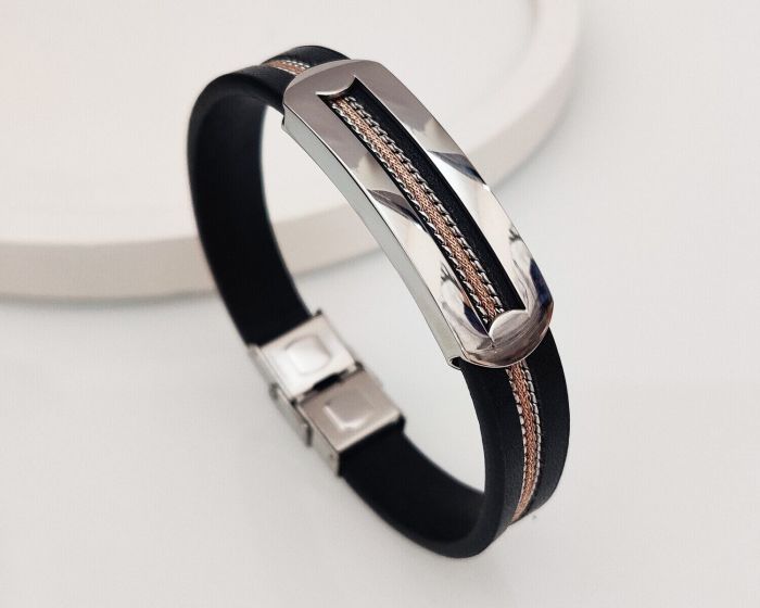 Genuine leather bracelet