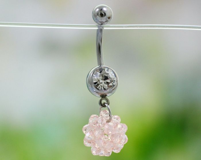 Navel piercing F404