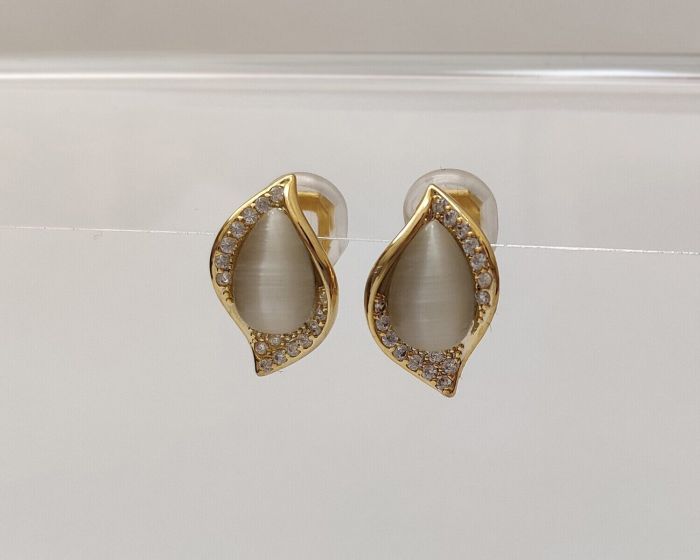 Clip-on earrings